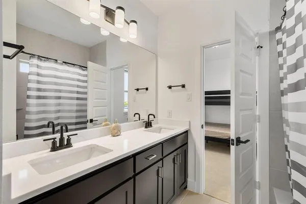 $3,600 | 9303 Easy Street, Rowlett, TX 75088