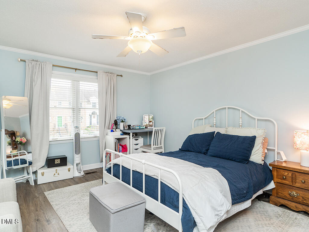 2202 Huntington Road, Unit B5 Burlington, NC 27215 - Photo 15 of 25 16 2202-B5_HuntingtonRd FrntBdrm1_MLS
