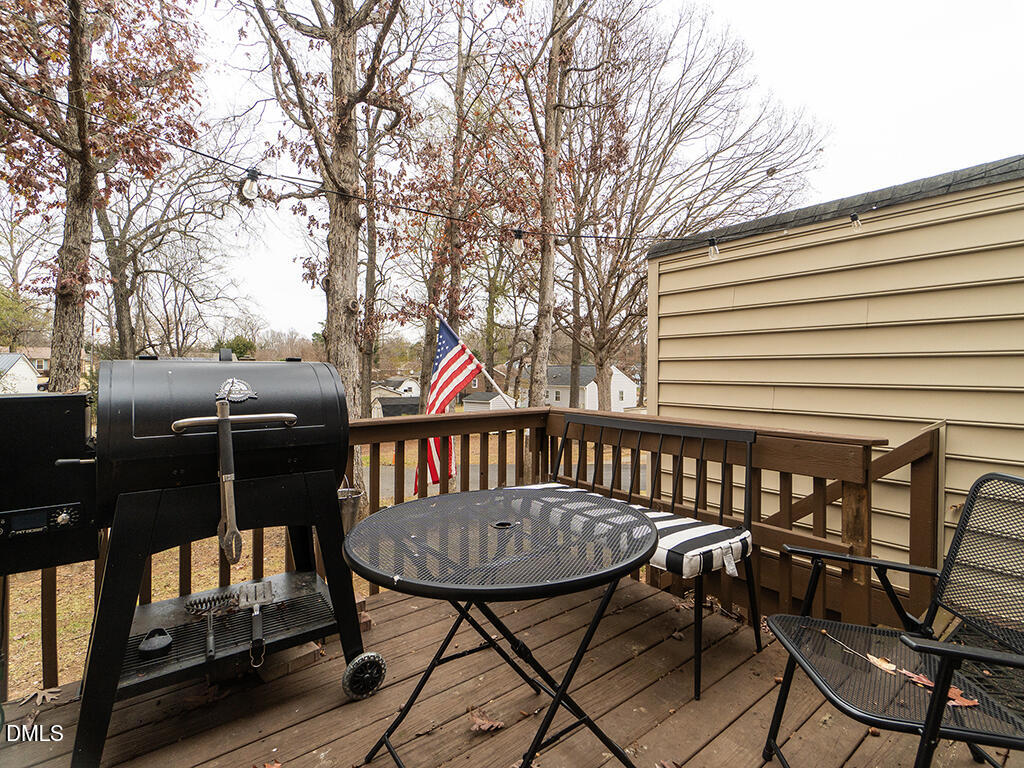 2202 Huntington Road, Unit B5 Burlington, NC 27215 - Photo 22 of 25 23 2202-B5_HuntingtonRd Deck2_MLS