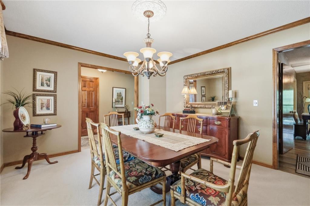 6626 Oak Ridge Drive Shawnee, KS 66217 - Photo 4 of 45
