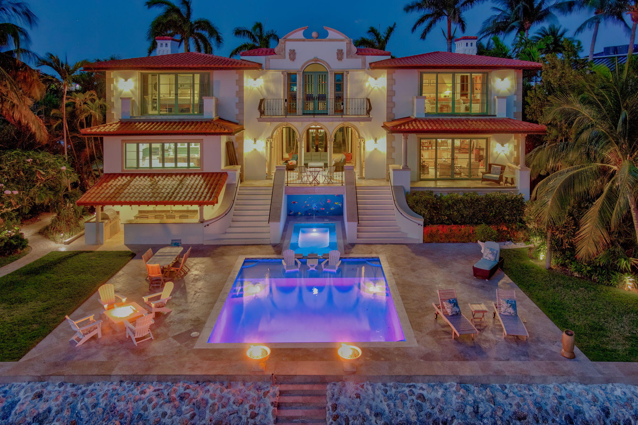 205 15th Circle Key Colony Beach, FL 33051 - Photo 2 of 101 Back of House