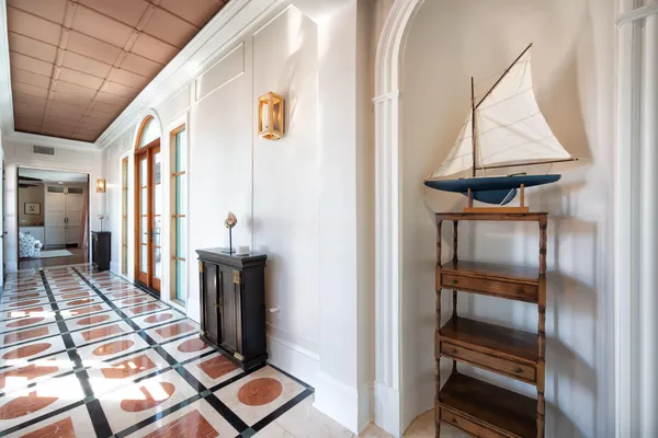 $7,999,000 | 205 15th Circle, Key Colony Beach, FL 33051