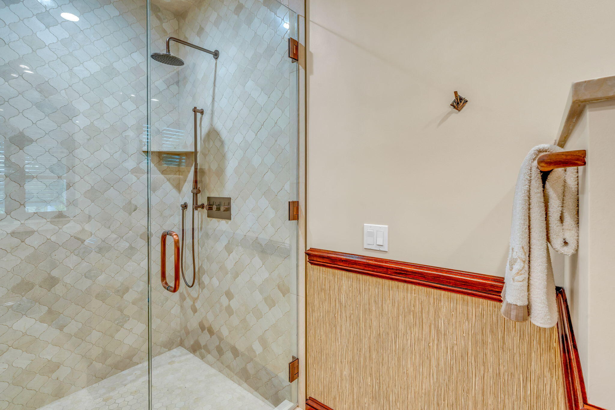 205 15th Circle Key Colony Beach, FL 33051 - Photo 41 of 101 a bathroom with a shower