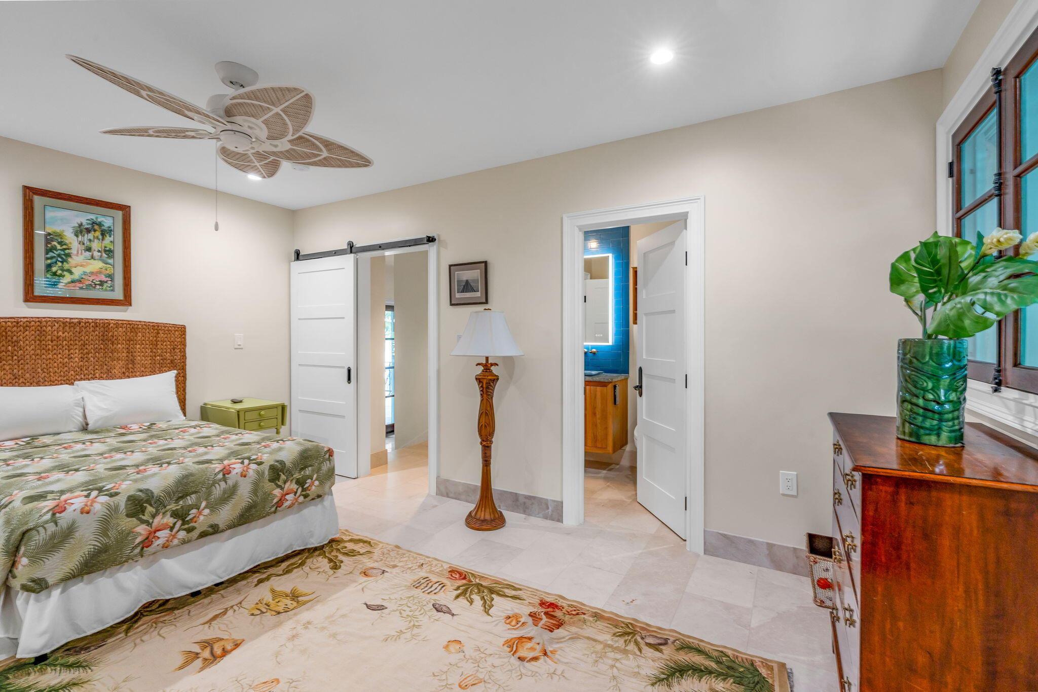 205 15th Circle Key Colony Beach, FL 33051 - Photo 58 of 101 Guest Suite 3