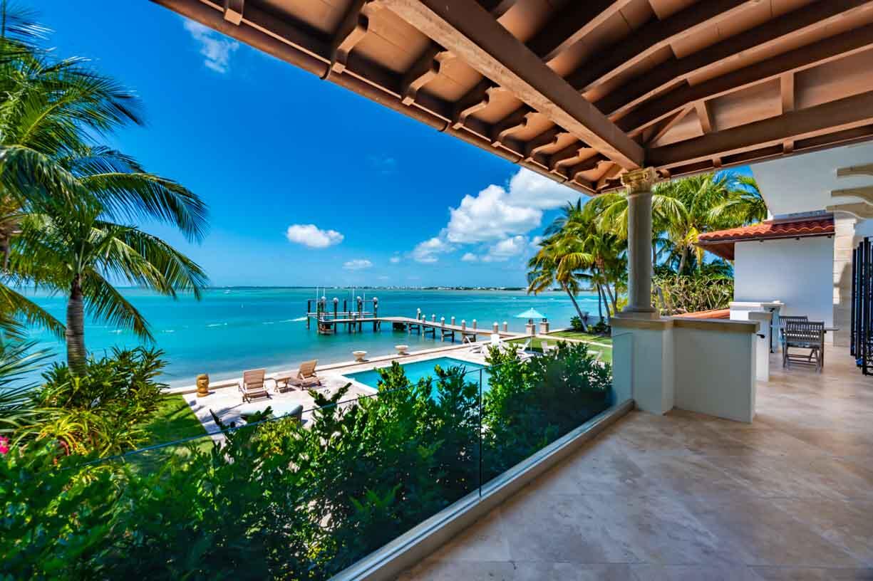 205 15th Circle Key Colony Beach, FL 33051 - Photo 65 of 101 Covered Veranda