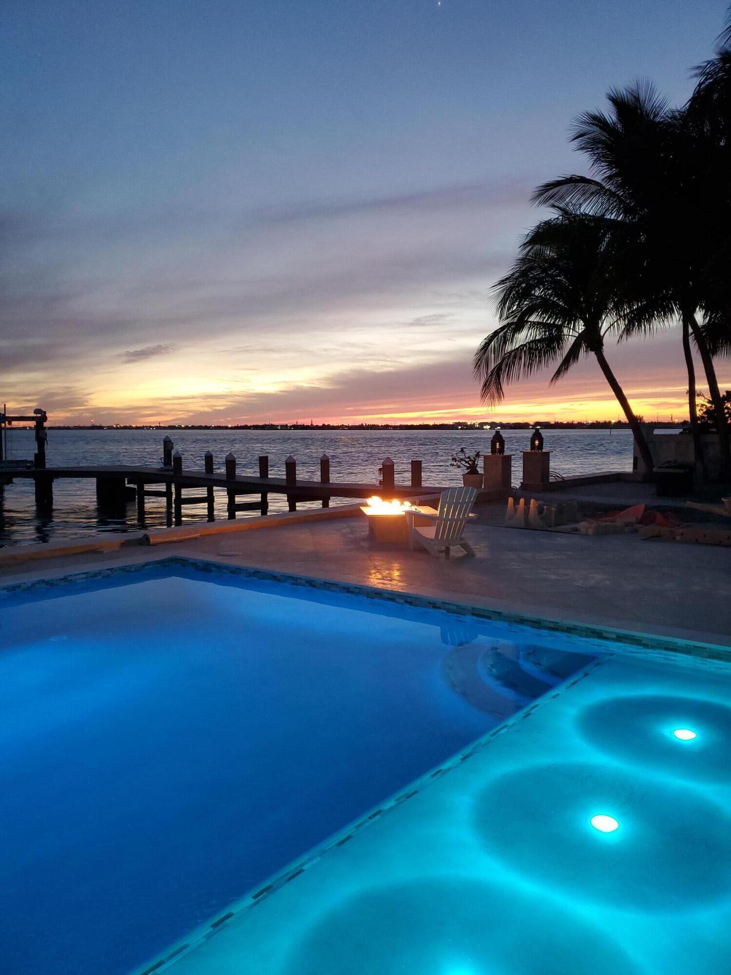 205 15th Circle Key Colony Beach, FL 33051 - Photo 74 of 101 Sunset