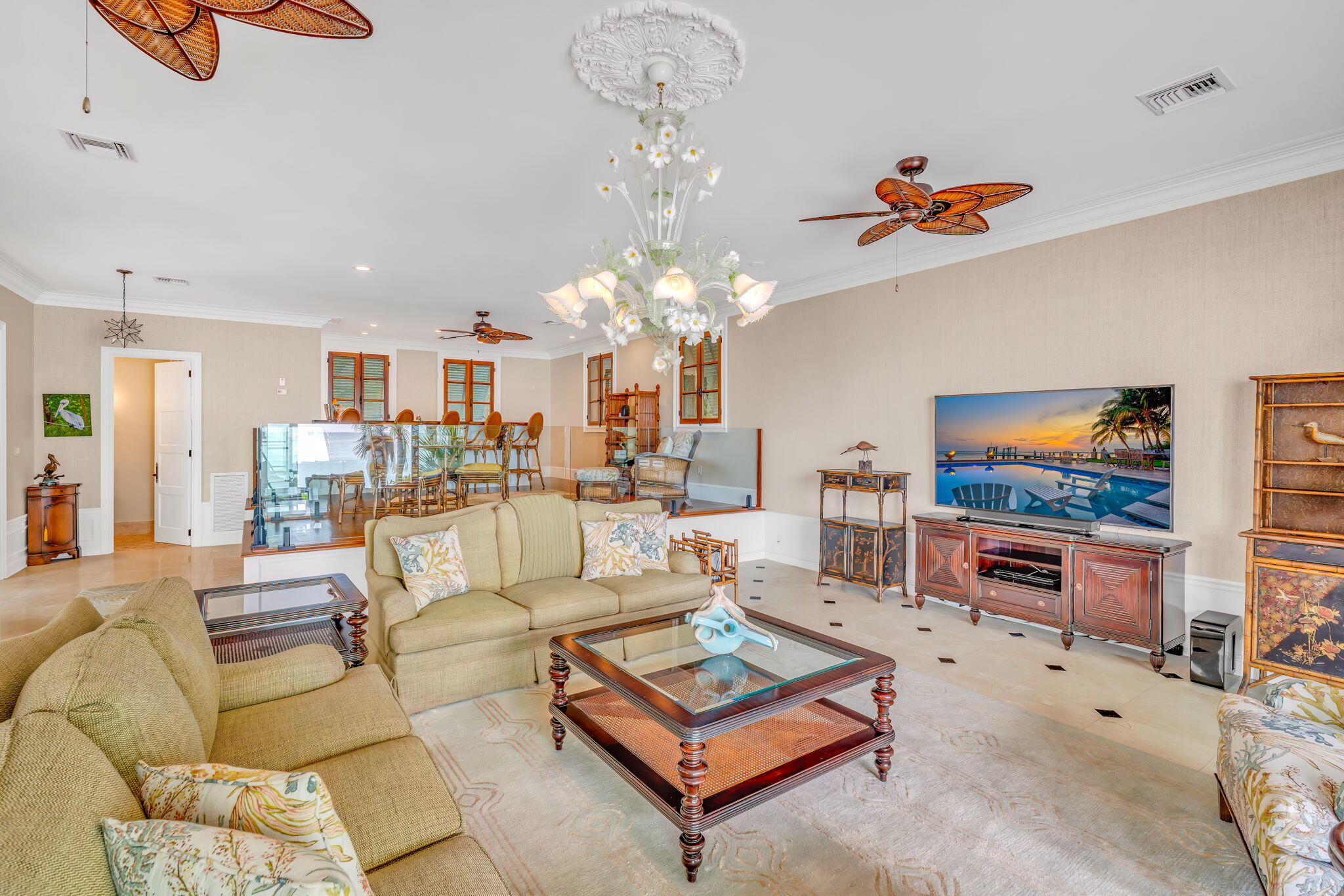 205 15th Circle Key Colony Beach, FL 33051 - Photo 9 of 101 Living Room