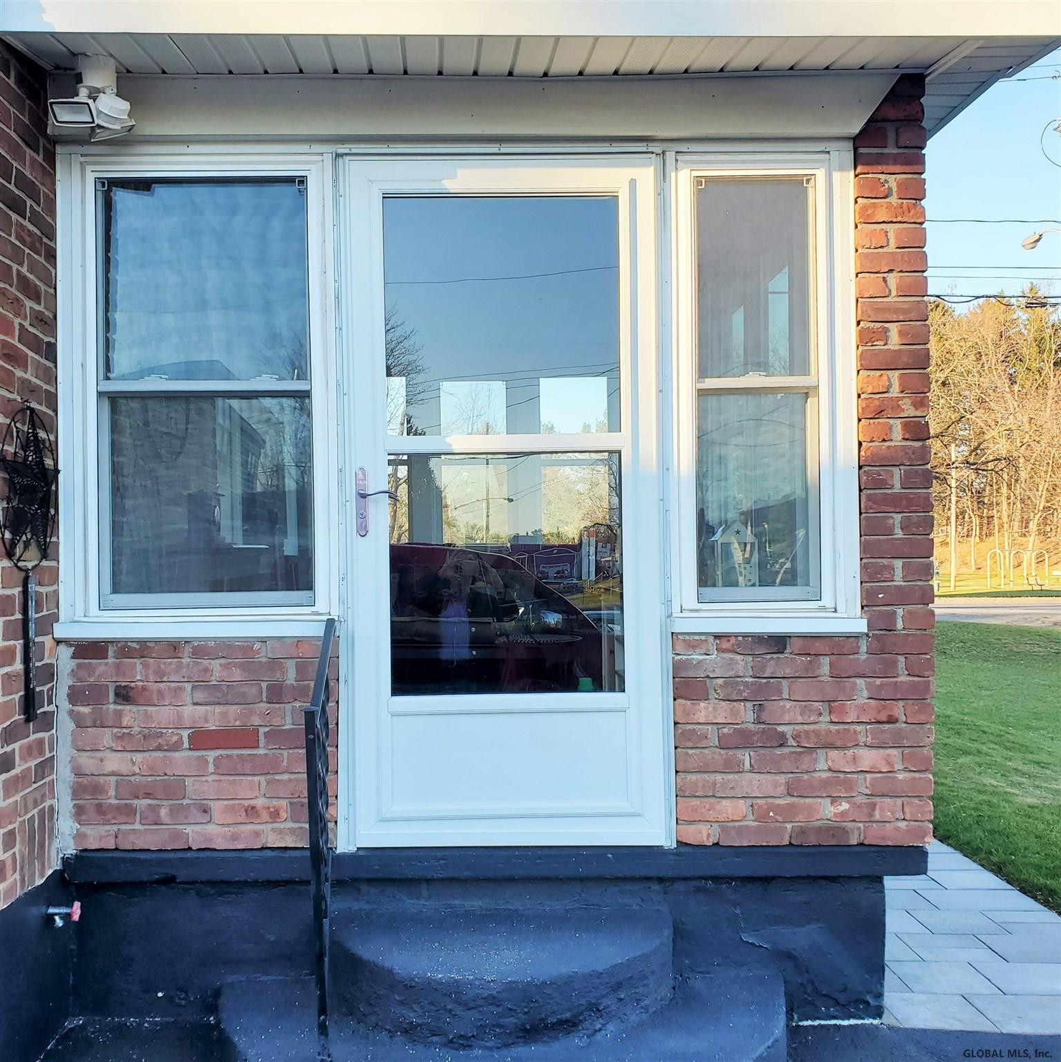 846 Curry Road Rotterdam, NY 12306 - Photo 5 of 34 Photo 5