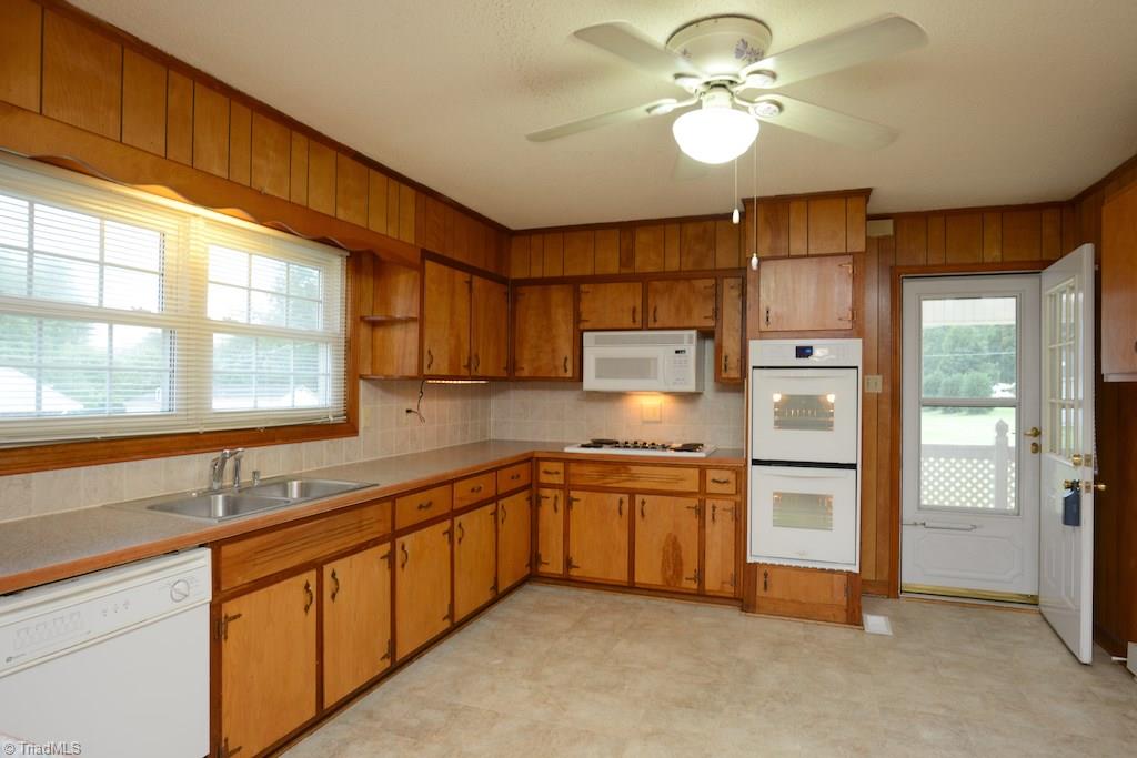 611 Lakedale Road Colfax, NC 27235 - Photo 16 of 27 Gallery Image 16