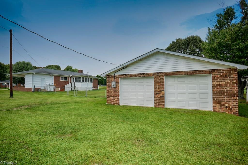 611 Lakedale Road Colfax, NC 27235 - Photo 5 of 27 Gallery Image 5