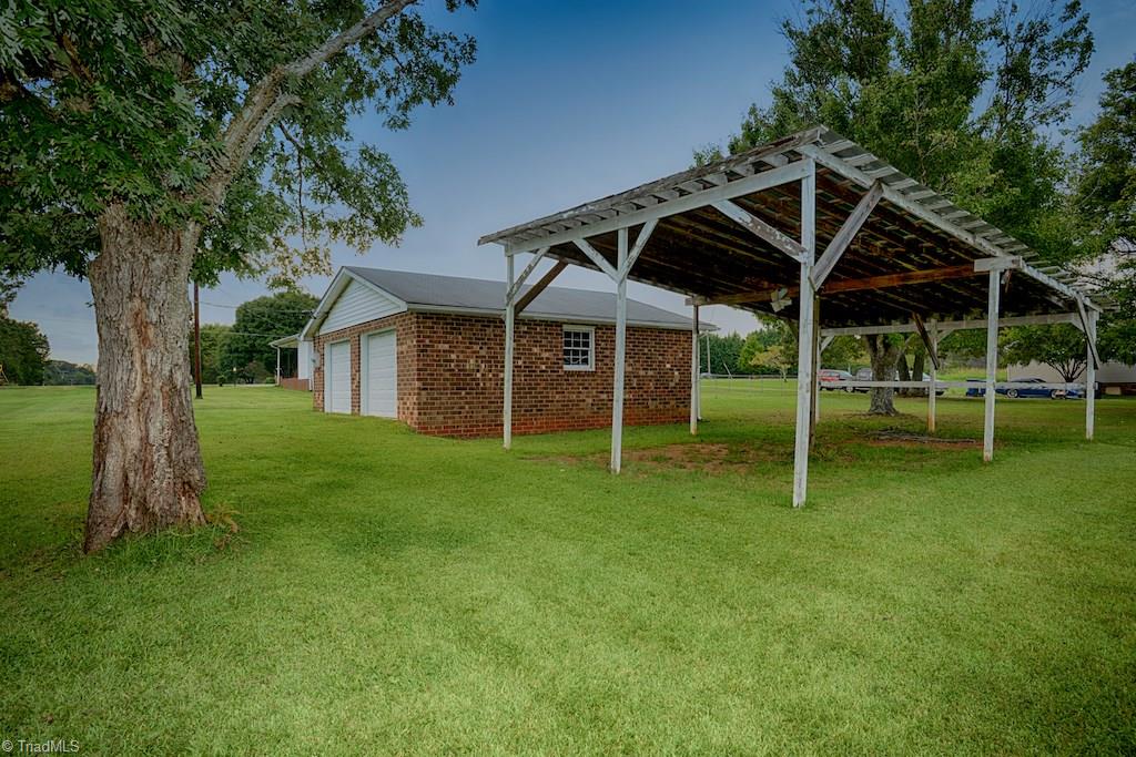 611 Lakedale Road Colfax, NC 27235 - Photo 6 of 27 Gallery Image 6