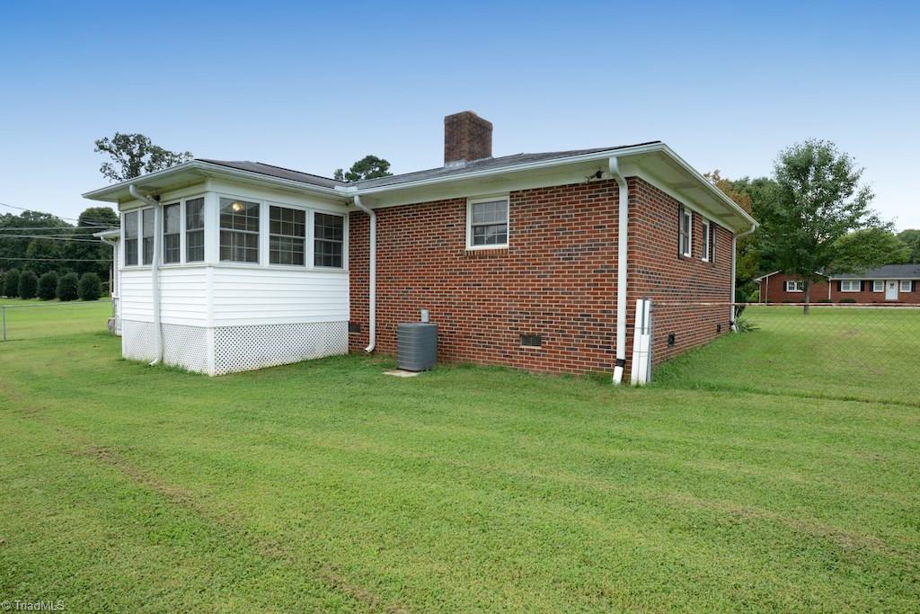 611 Lakedale Road Colfax, NC 27235 - Photo 10 of 27 Gallery Image 10