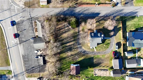 $319,900 | 110 East Main Street, Jonesville, NC 28642