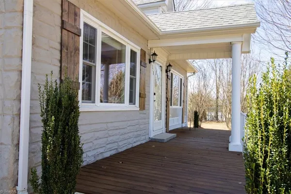 $319,900 | 110 East Main Street, Jonesville, NC 28642