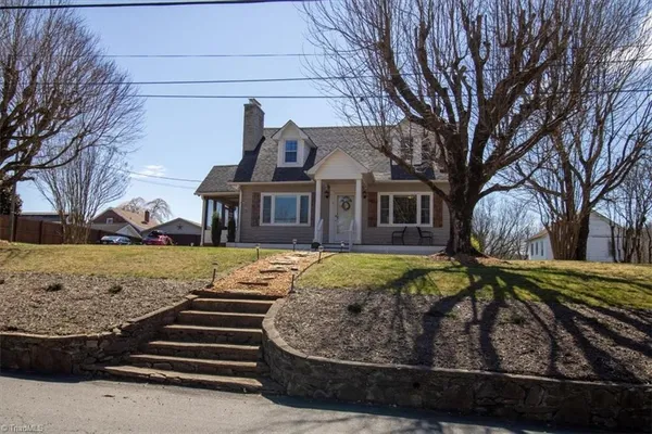 $319,900 | 110 East Main Street, Jonesville, NC 28642