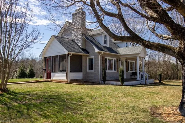 $319,900 | 110 East Main Street, Jonesville, NC 28642