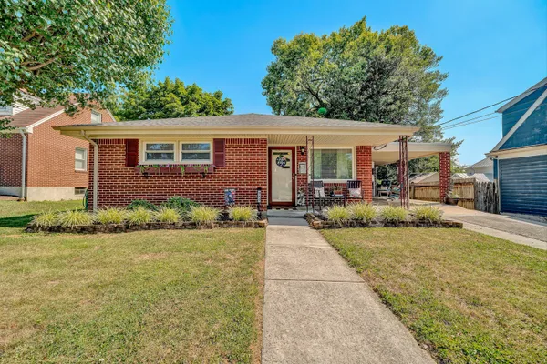 $228,950 | 313 East Madison Avenue, Vinton, VA 24179