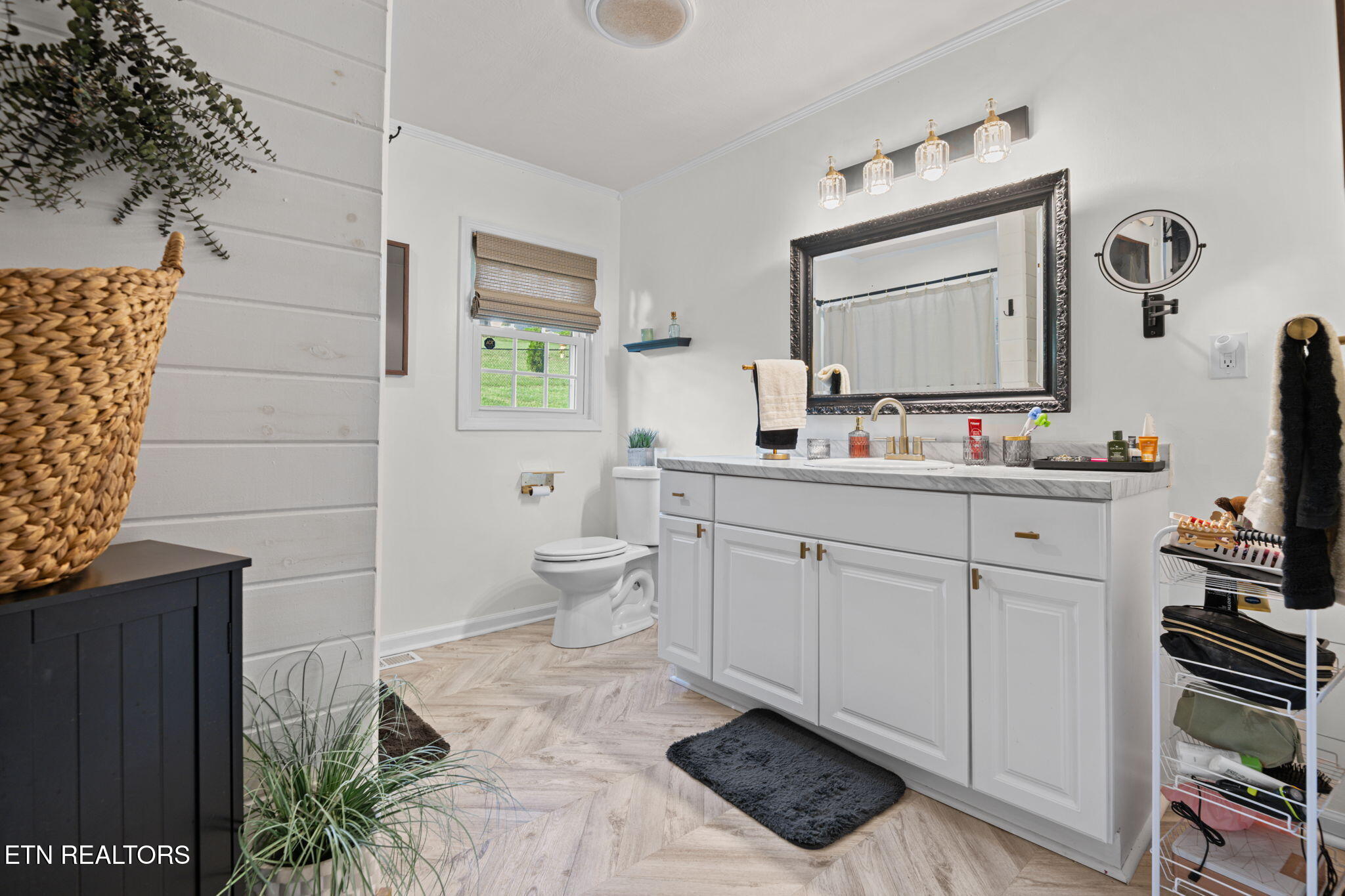 318 Hickory Street Clinton, TN 37716 - Photo 19 of 32 33-web-or-mls-318 Hickory St-80