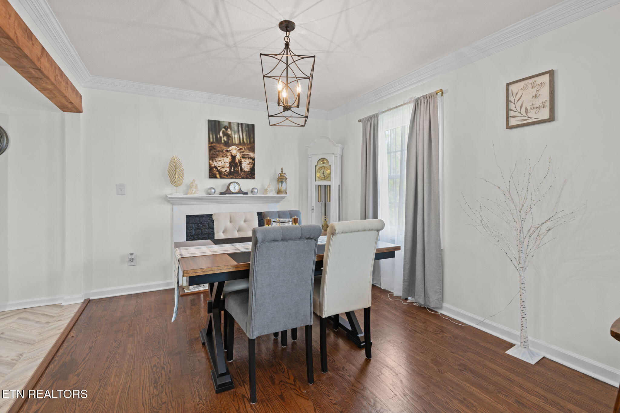 318 Hickory Street Clinton, TN 37716 - Photo 6 of 32 30-web-or-mls-318 Hickory St-64