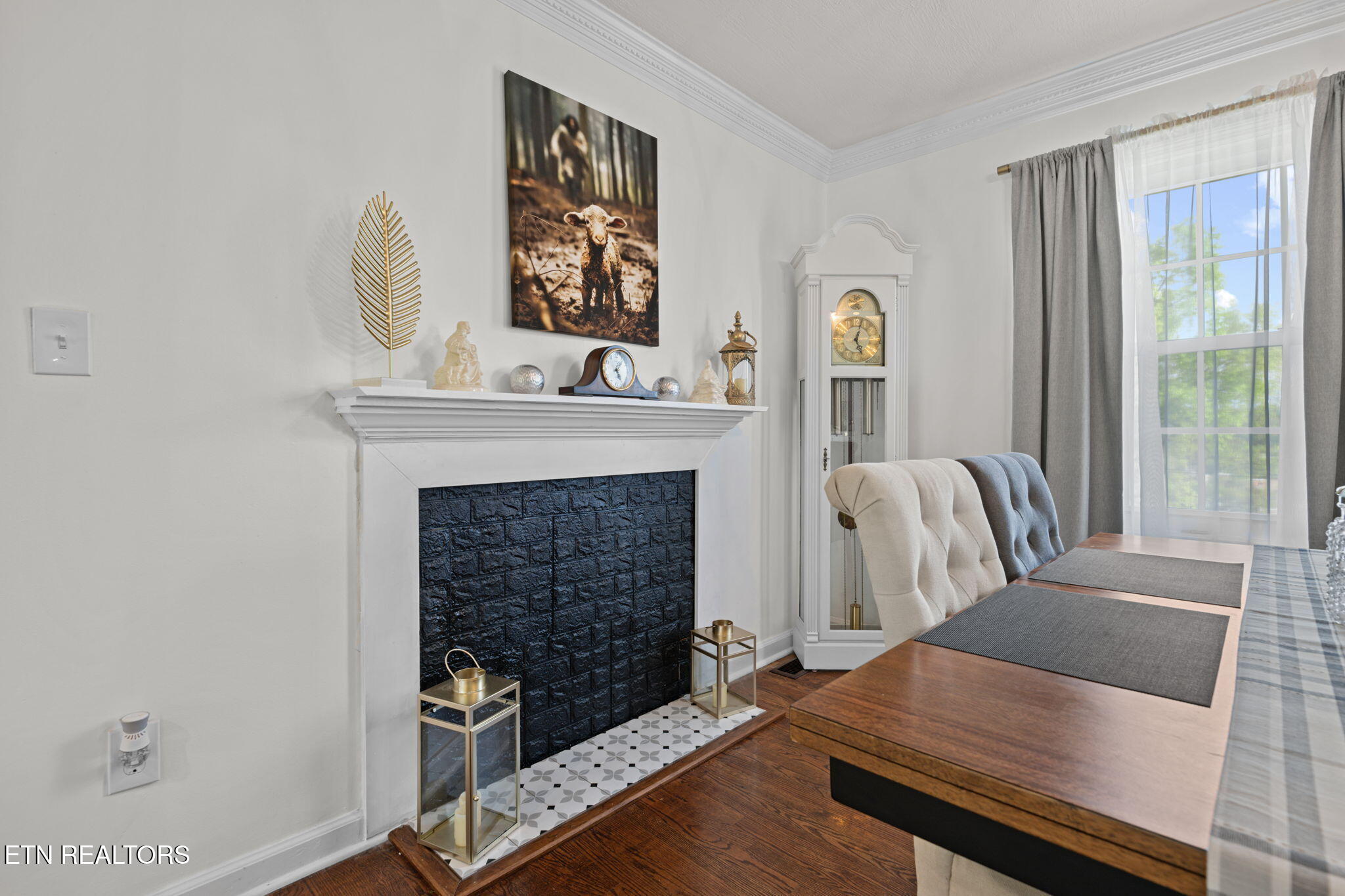 318 Hickory Street Clinton, TN 37716 - Photo 7 of 32 28-web-or-mls-318 Hickory St-54