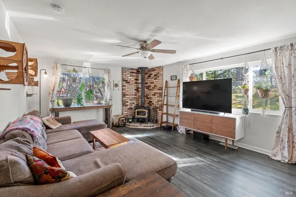 $325,000 | 2021 Peacock Drive, Willits, CA 95490