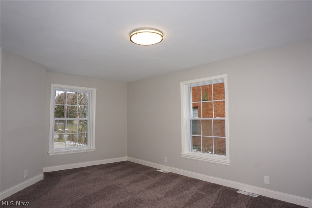 3156 Ludlow Road Cleveland, OH 44120 - Photo 25 of 35