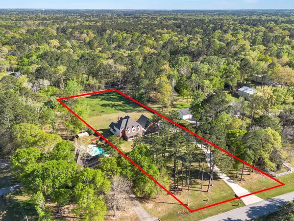 $725,000 | 29602 Commons Forest Drive, Huffman, TX 77336