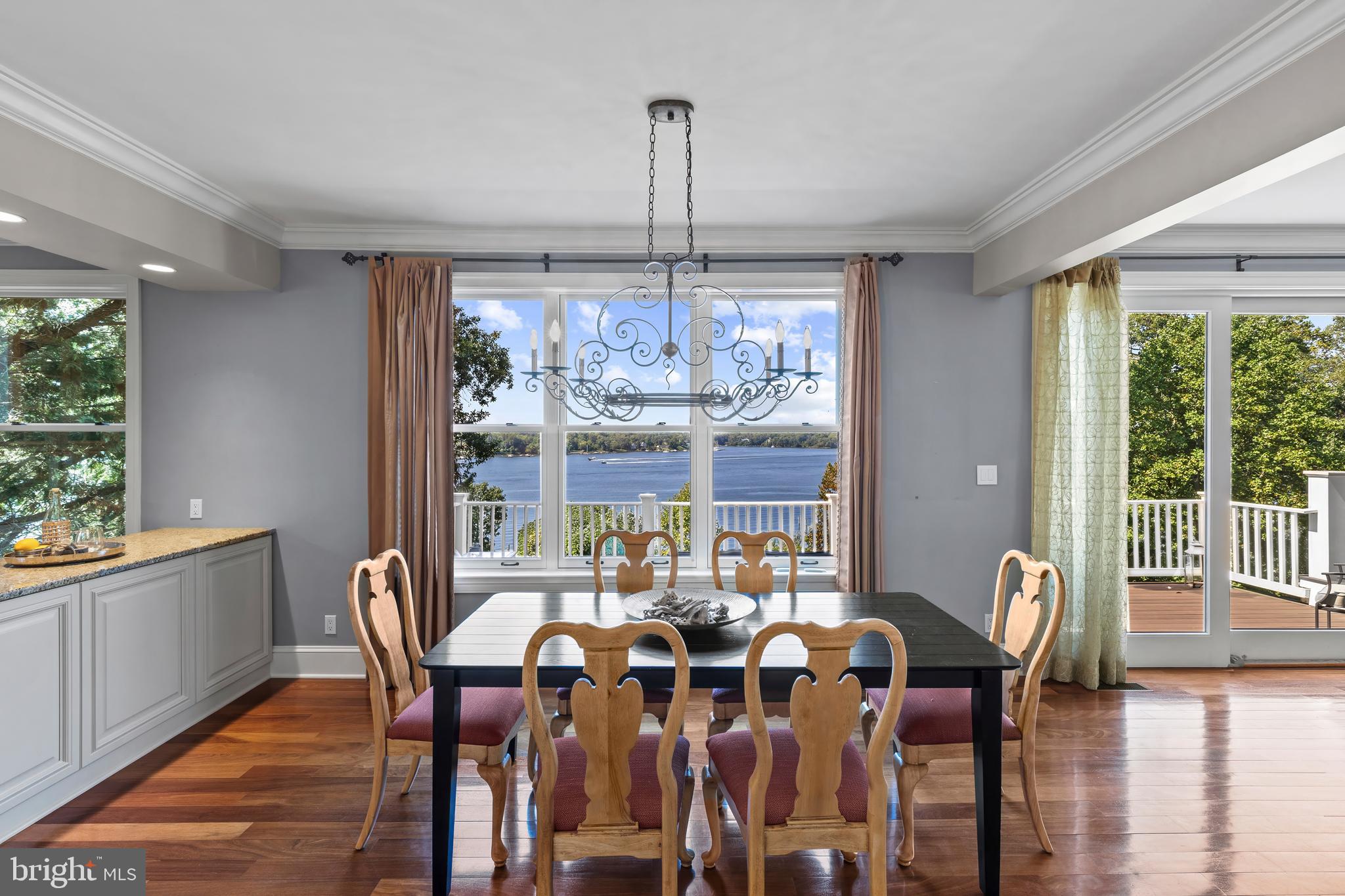 1900 Carrollton Road Annapolis, MD 21409 - Photo 18 of 50 Casual dining area