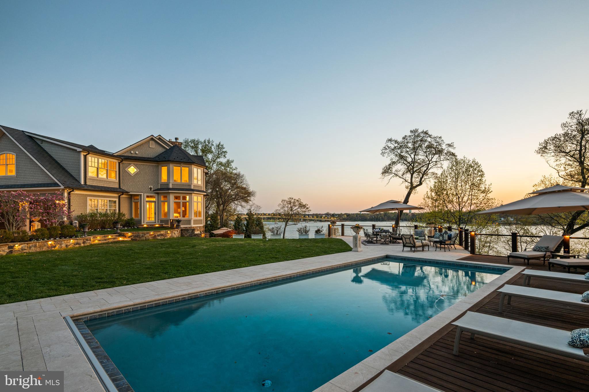 1900 Carrollton Road Annapolis, MD 21409 - Photo 2 of 50 Stunning waterfront pool