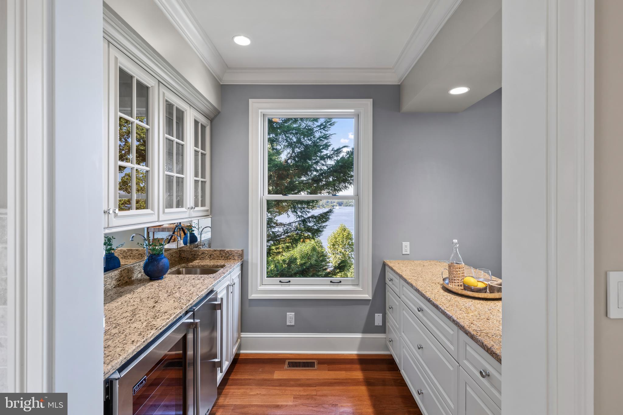 1900 Carrollton Road Annapolis, MD 21409 - Photo 20 of 50 Wet bar; great for entertaining