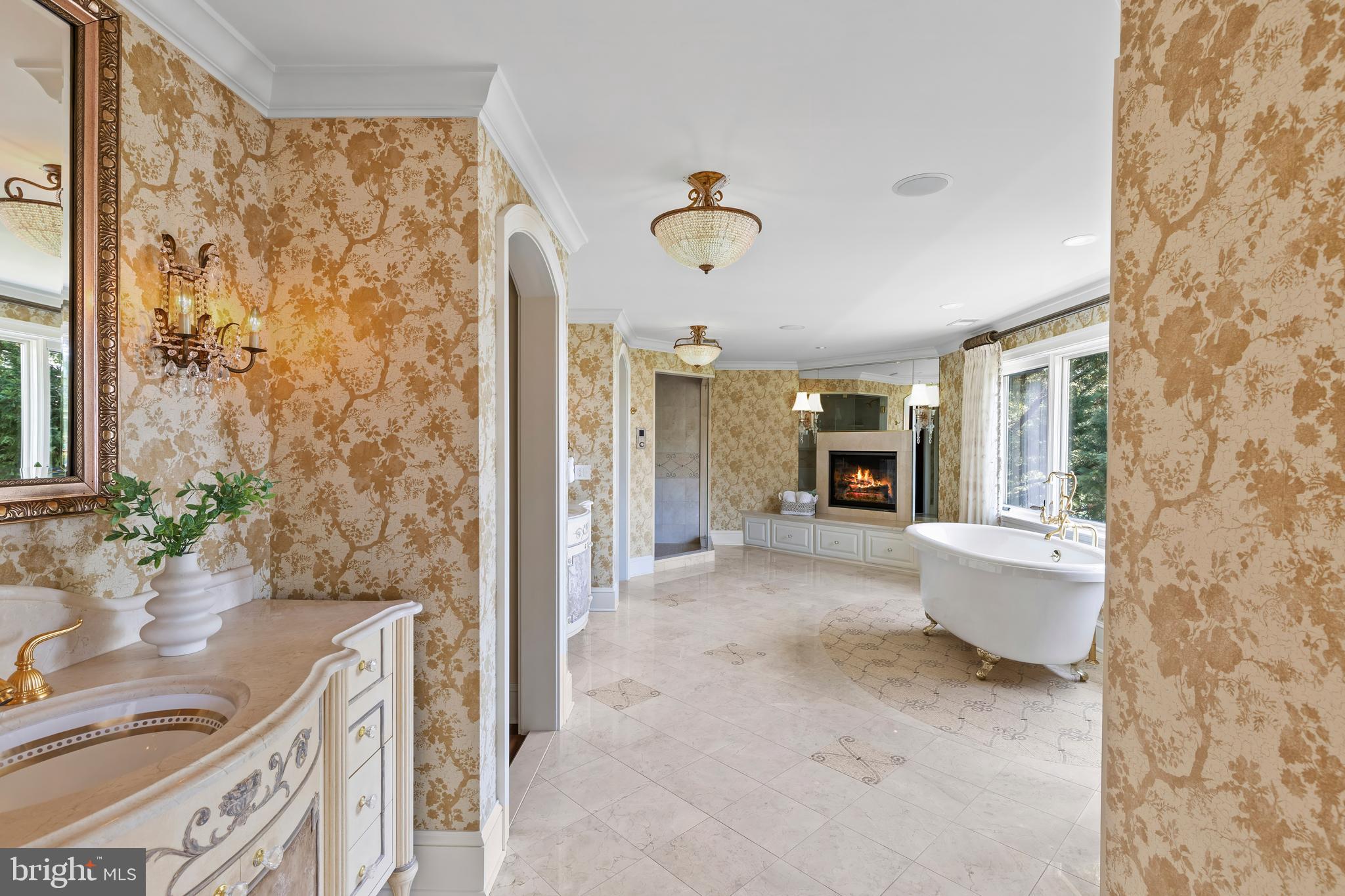 1900 Carrollton Road Annapolis, MD 21409 - Photo 31 of 50 Luxurious primary bath