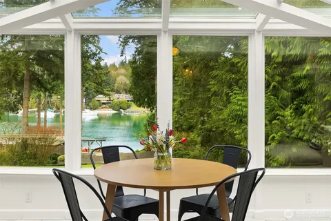 $3,995,000 | 11710 Arrow Point Drive Northeast, Bainbridge Island, WA 98110