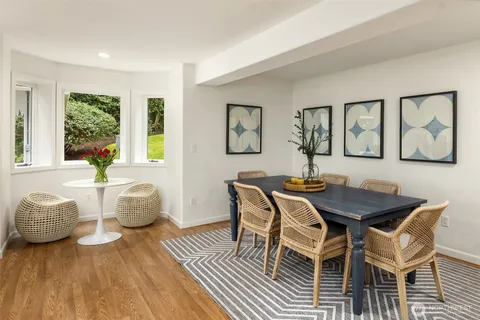 $4,250,000 | 11710 Arrow Point Drive Northeast, Bainbridge Island, WA 98110