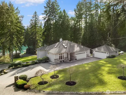 $4,250,000 | 11710 Arrow Point Drive Northeast, Bainbridge Island, WA 98110