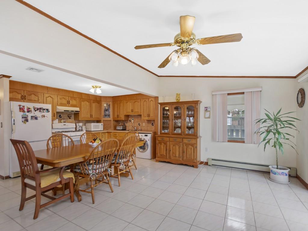 9 Harmon Road Waltham, MA 02452 - Photo 5 of 26 Gallery Image 5