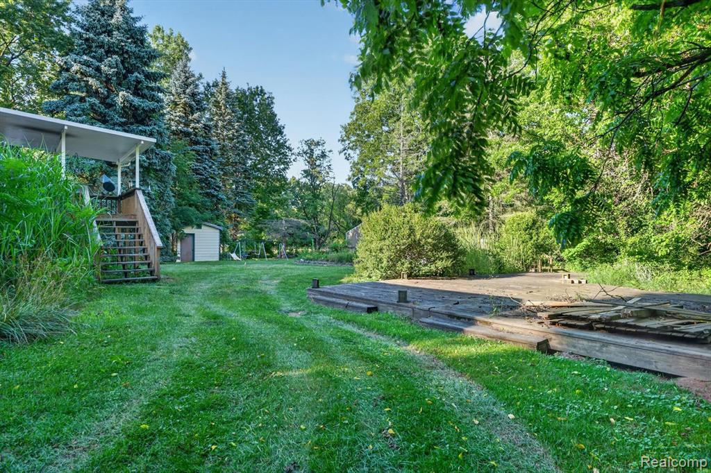 4430 Center Road Flint, MI 48506 - Photo 46 of 49