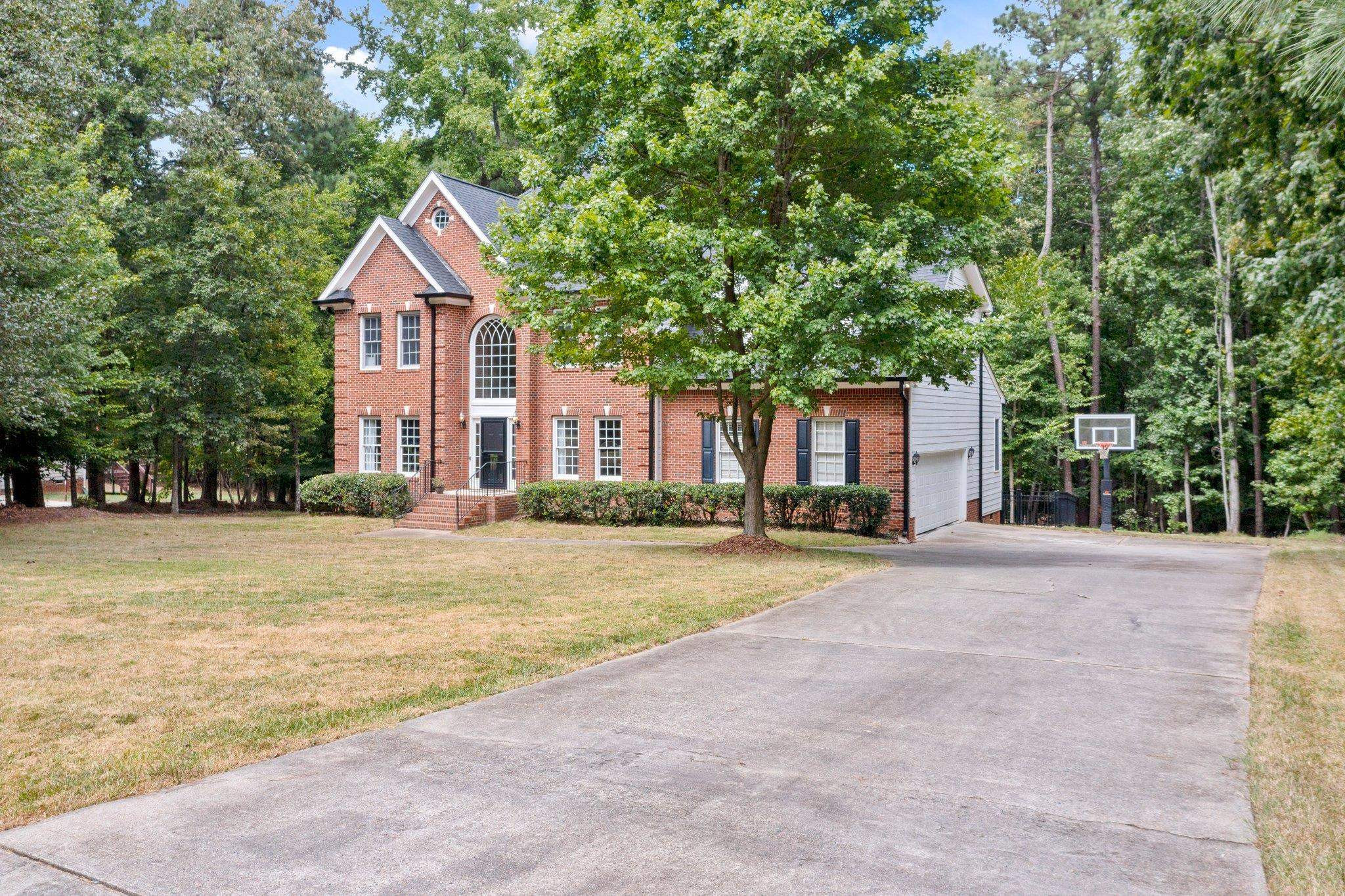 12517 Amoretto Way Raleigh, NC 27613 - Photo 2 of 30 Photo 2