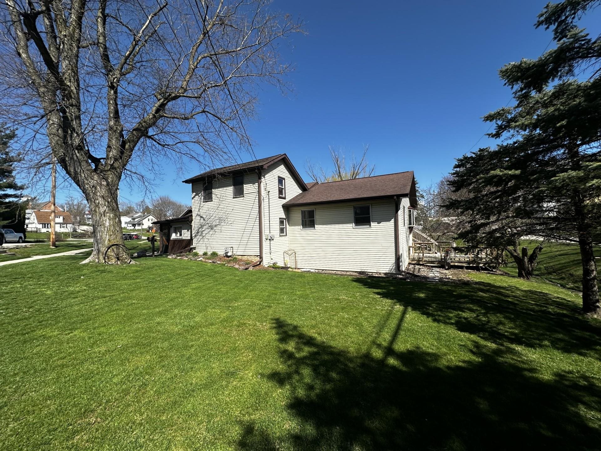 110 East State Road Mount Carroll, IL 61053 - Photo 23 of 26 Gallery Image 23