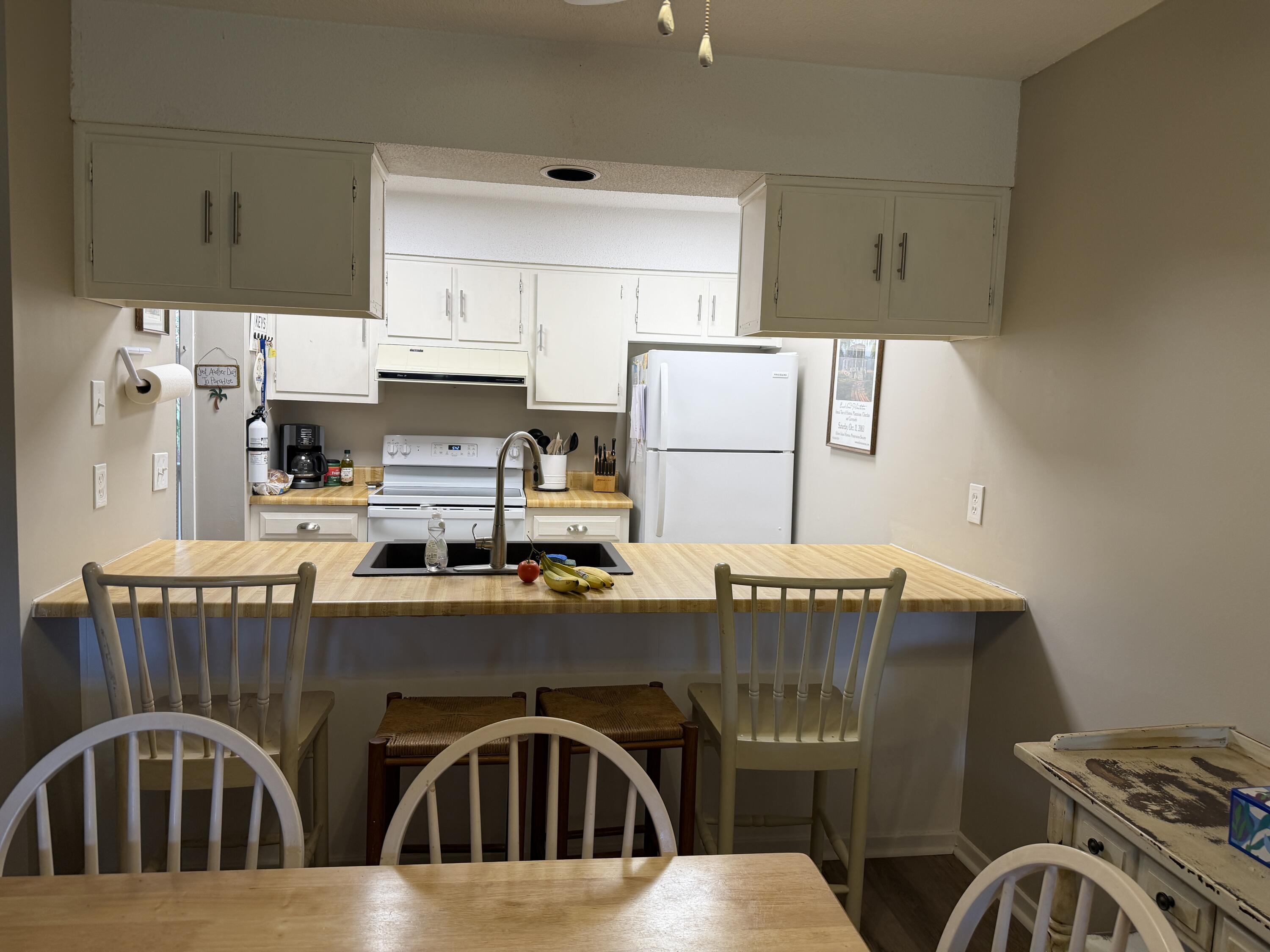 841 Club Cottage Road, Unit SHARE #4 Edisto Island, SC 29438 - Photo 4 of 31 841 CC