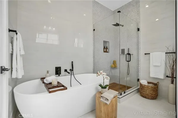 $1,999,000 | 2124 West 238th Street, Torrance, CA 90501