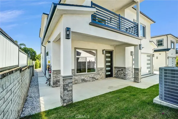 $1,999,000 | 2124 West 238th Street, Torrance, CA 90501