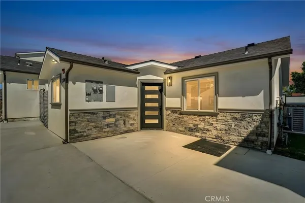 $1,999,000 | 2124 West 238th Street, Torrance, CA 90501