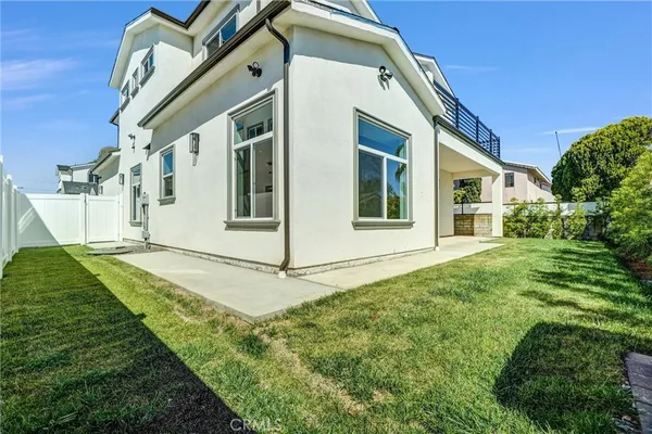 $1,999,000 | 2124 West 238th Street, Torrance, CA 90501