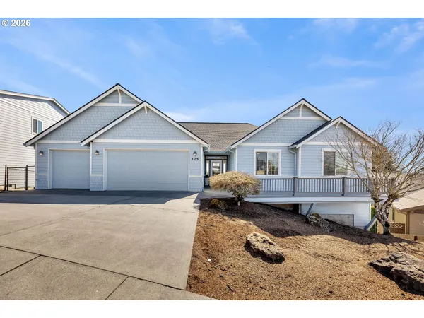 $724,900 | 125 Ship Watch Circle, Kalama, WA 98625