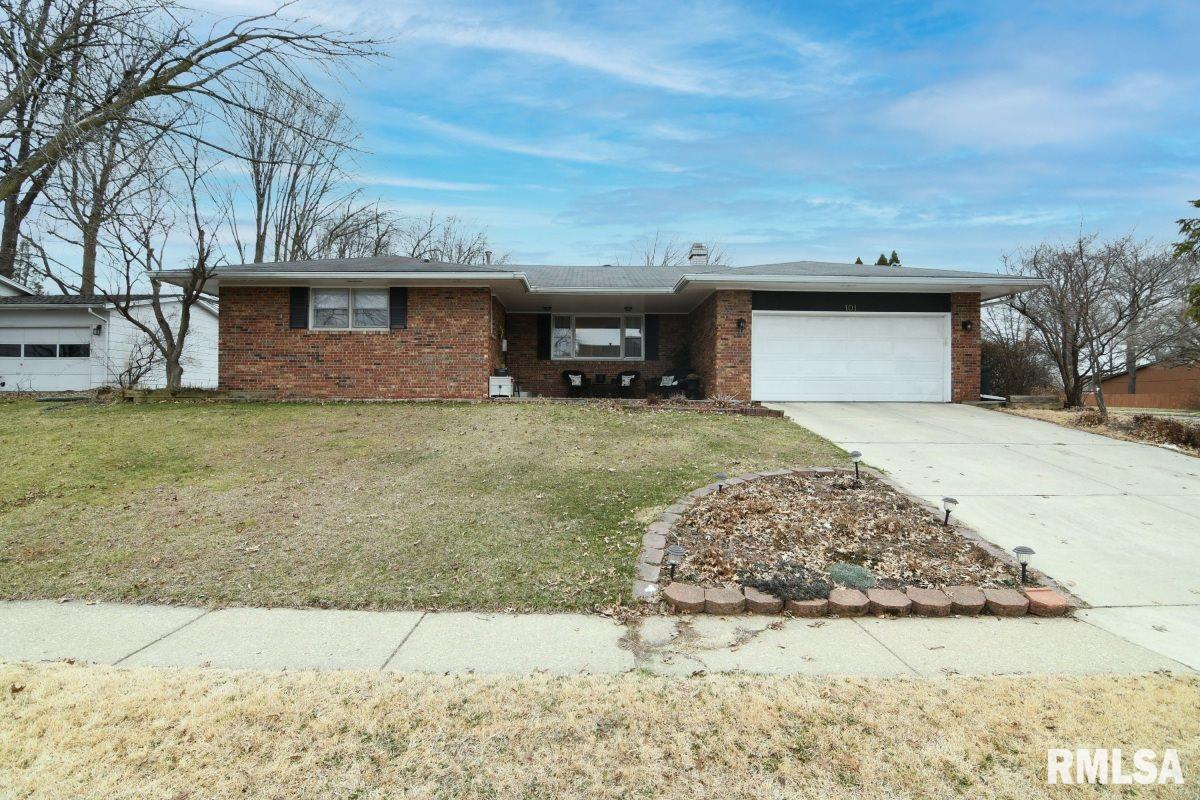 101 Cartwright Drive Springfield, IL 62704 - Photo 1 of 47 Gallery Image 1