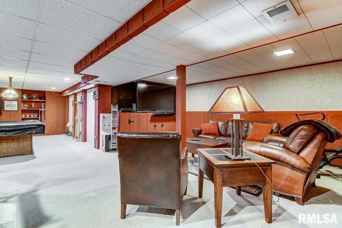 101 Cartwright Drive Springfield, IL 62704 - Photo 33 of 47 Gallery Image 33