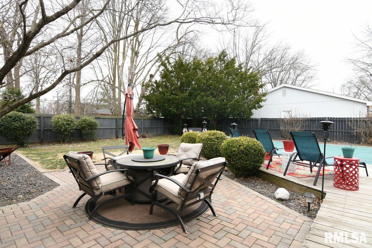 101 Cartwright Drive Springfield, IL 62704 - Photo 38 of 47 Gallery Image 38