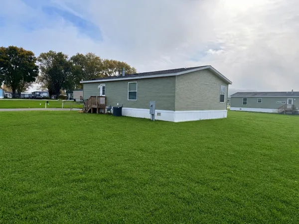 $134,900 | 38005 Highway 18, Unit 65, Prairie du Chien, WI 53821