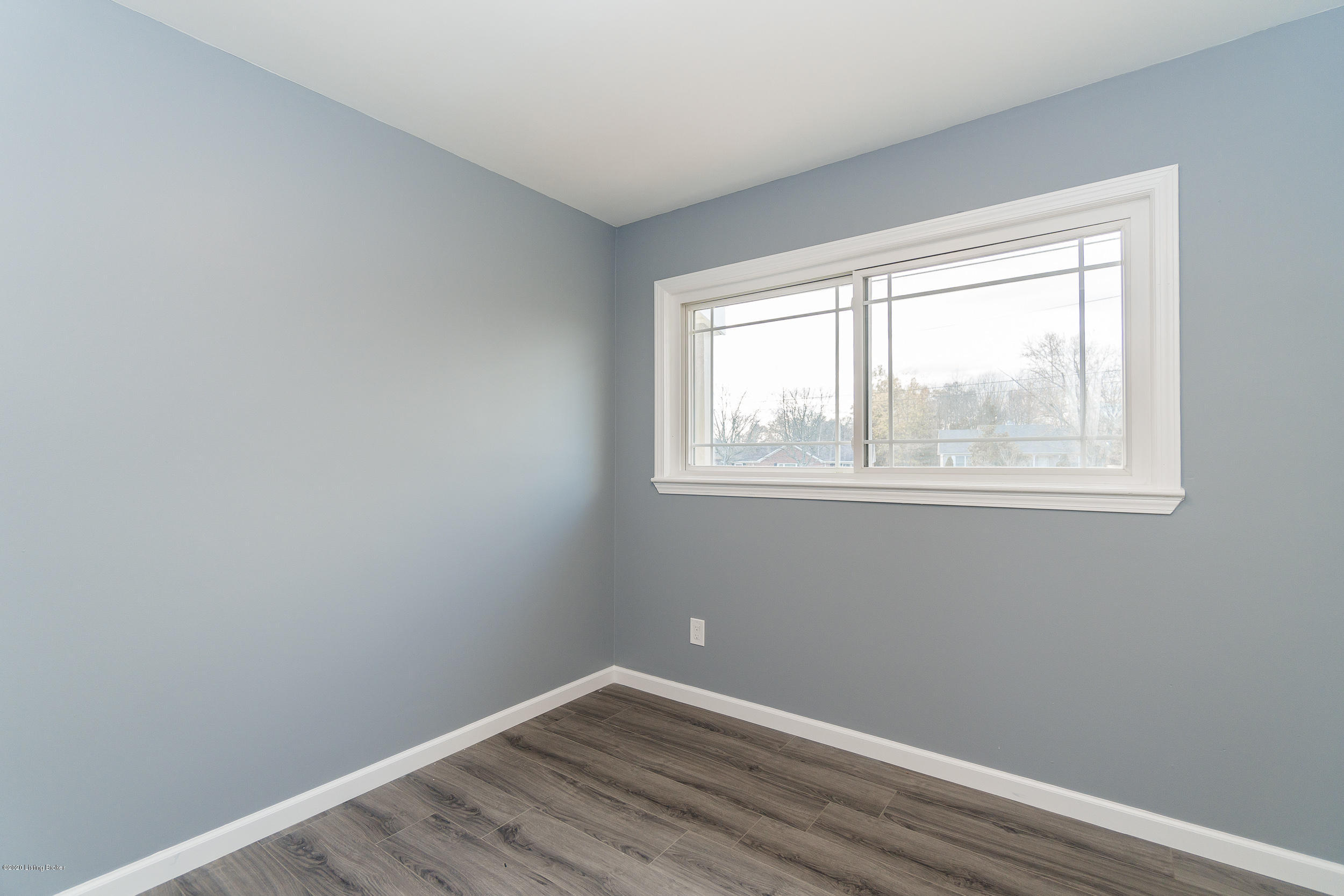 6206 Cooper Chapel Road Louisville, KY 40229 - Photo 15 of 16 6206 Cooper Chapel Rd-19
