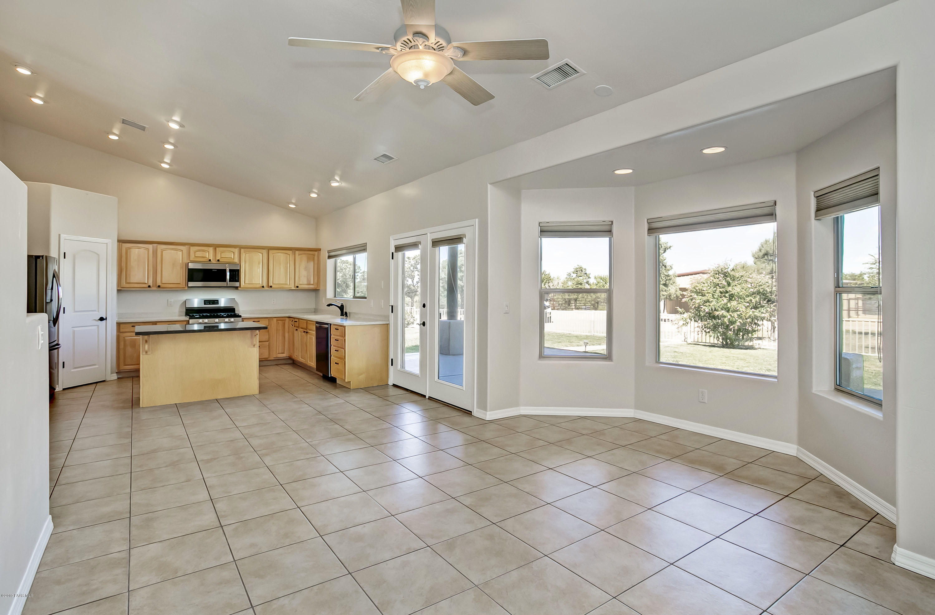 3280 Black Jack Ridge Road Prescott, AZ 86305 - Photo 12 of 33 Dining Kitchen